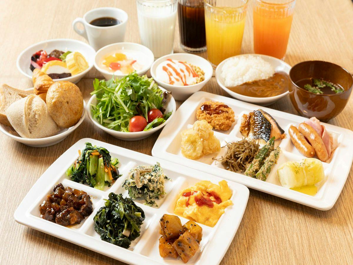 【朝食付】50種類の和洋ビュッフェ付！とんかつ専門店の「ヒレカツ」又は「ロース」が朝から食べ放題！