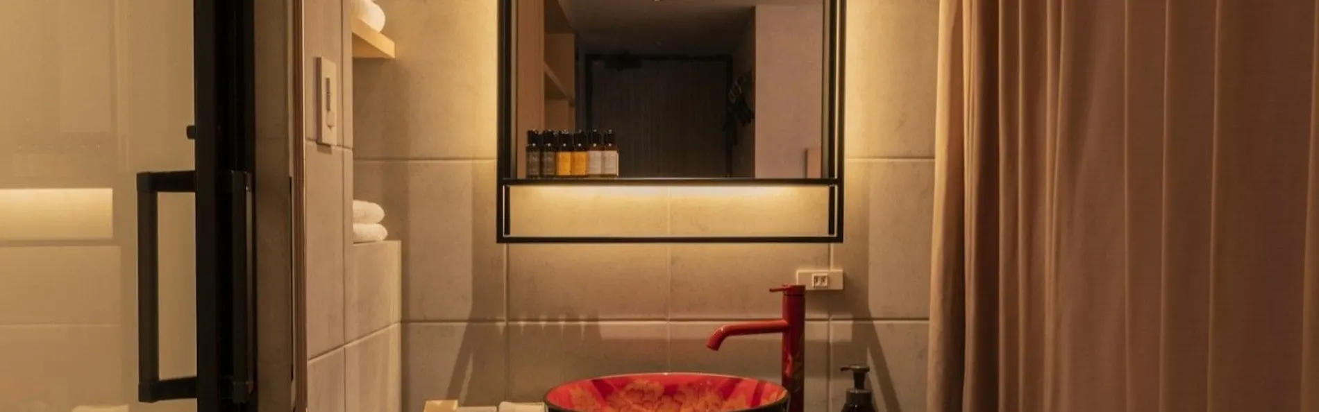 moire HOTEL YOSHIWARA
