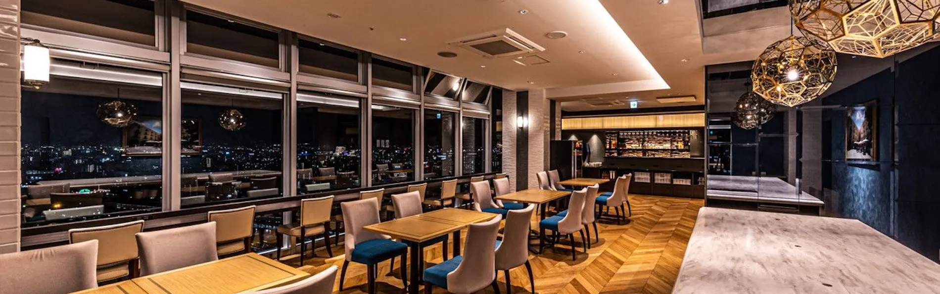 アパホテル〈新大阪駅前タワー〉