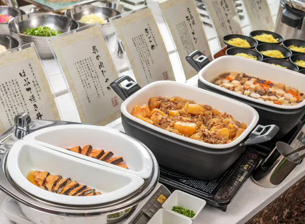 朝食ビュッフェ