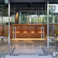 鎌倉青山ホテル入り口