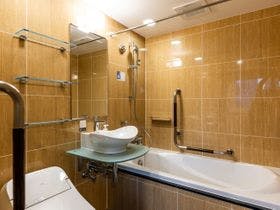 アパホテル〈茅場町八丁堀駅前〉（2023年12月4日開業）