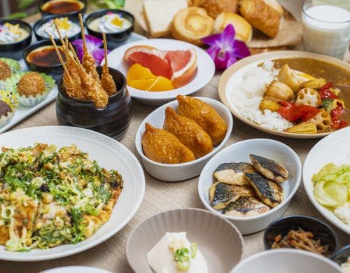 シェフの手作り朝食ブッフェ