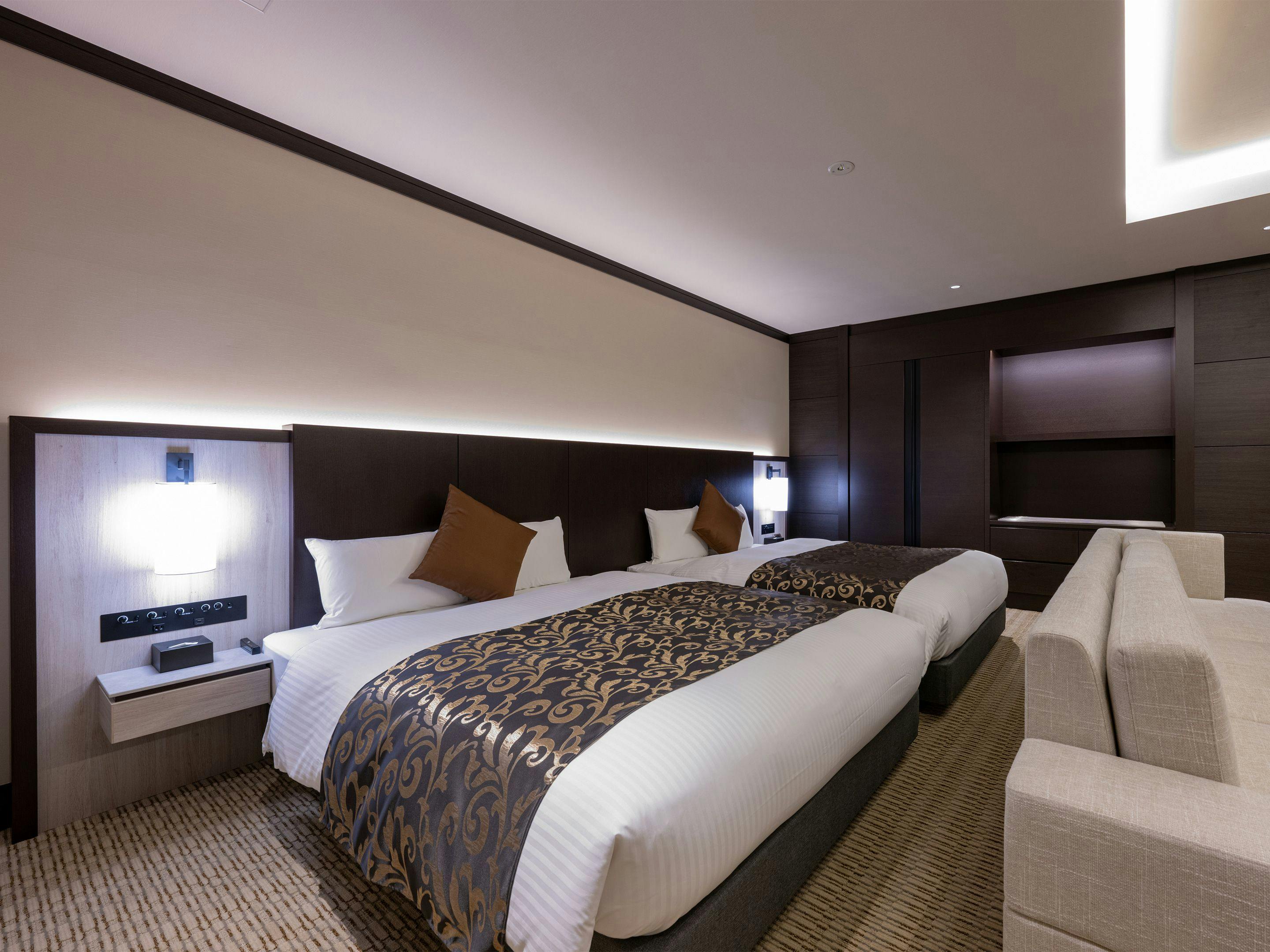 HOTEL R9 Premium 市川駅前