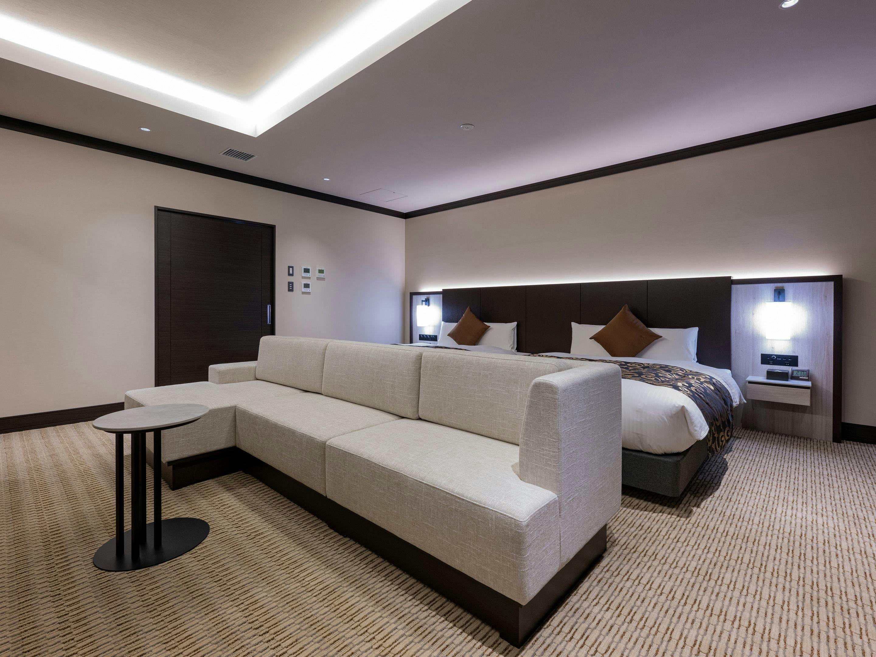 HOTEL R9 Premium 市川駅前