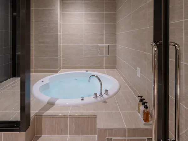 スイートルーム_ジャグジー