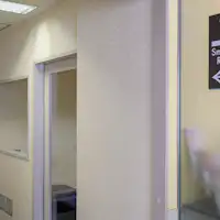 มีมุมสูบบุหรี่ที่ล็อบบี้ชั้น 1