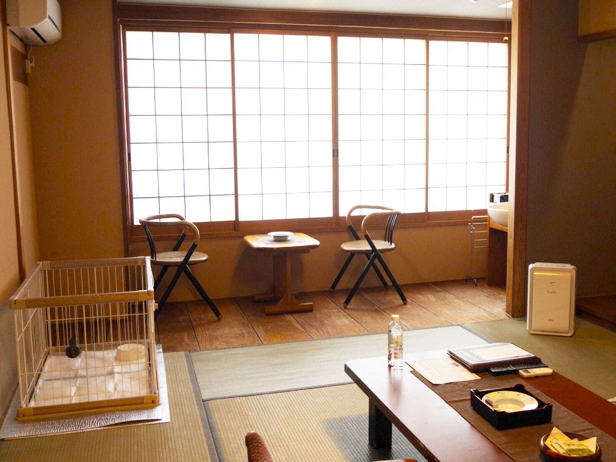 ◆ห้องพัก อาคารหลักสำหรับผู้เข้าพักที่มีสัตว์เลี้ยง (ตัวอย่าง)