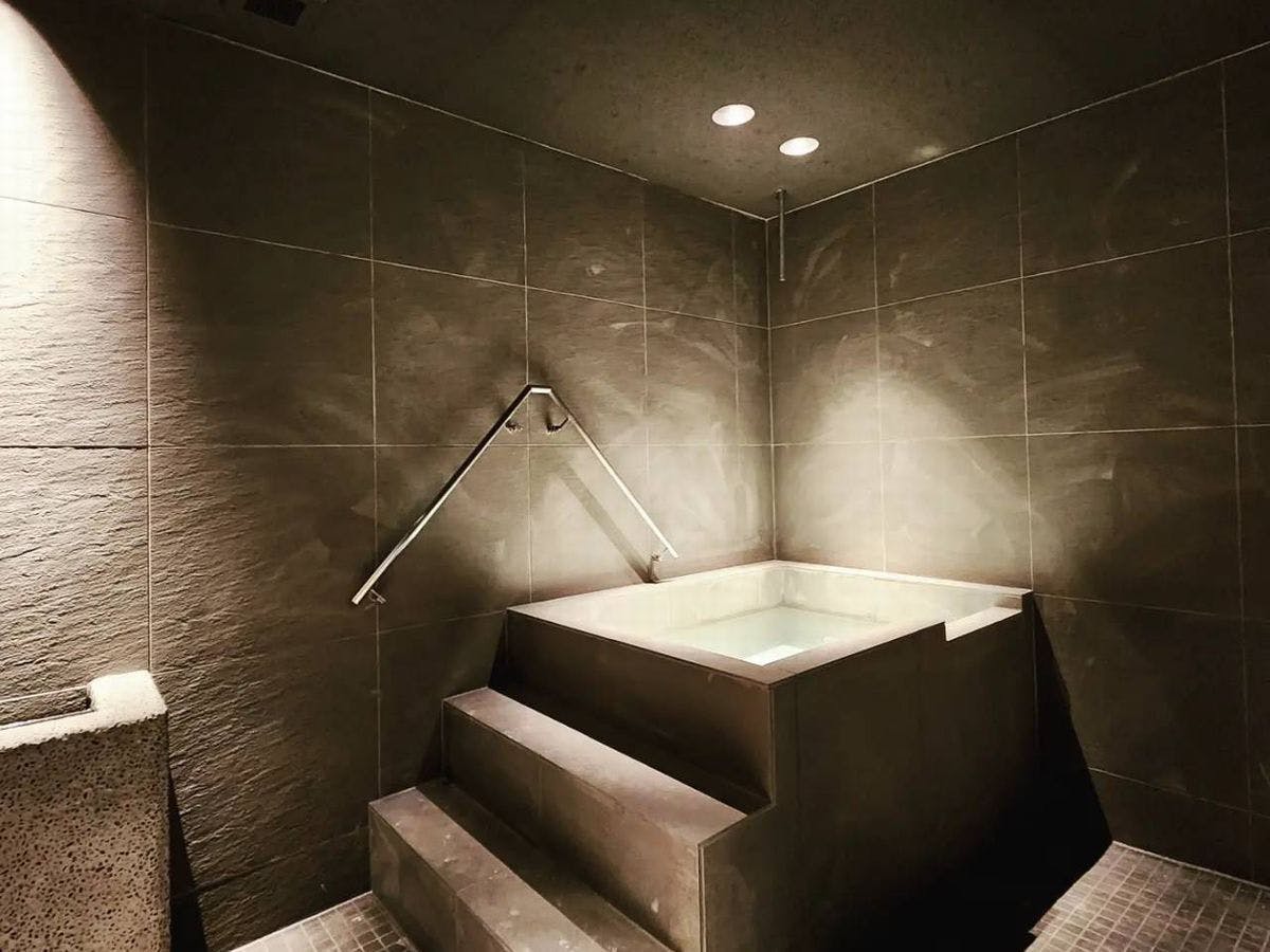 Hiranoya Ryokan & Sauna