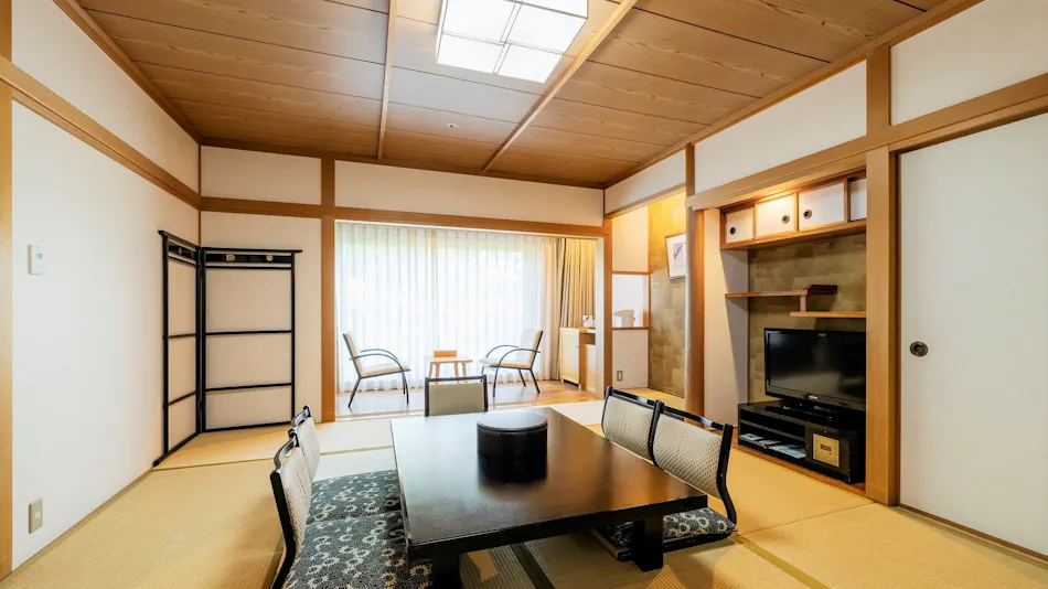 KKR Hotel Hakata (Federation of National Public Service Personnel Mutual Aid Associations Fukuoka Mutual Aid Hall)