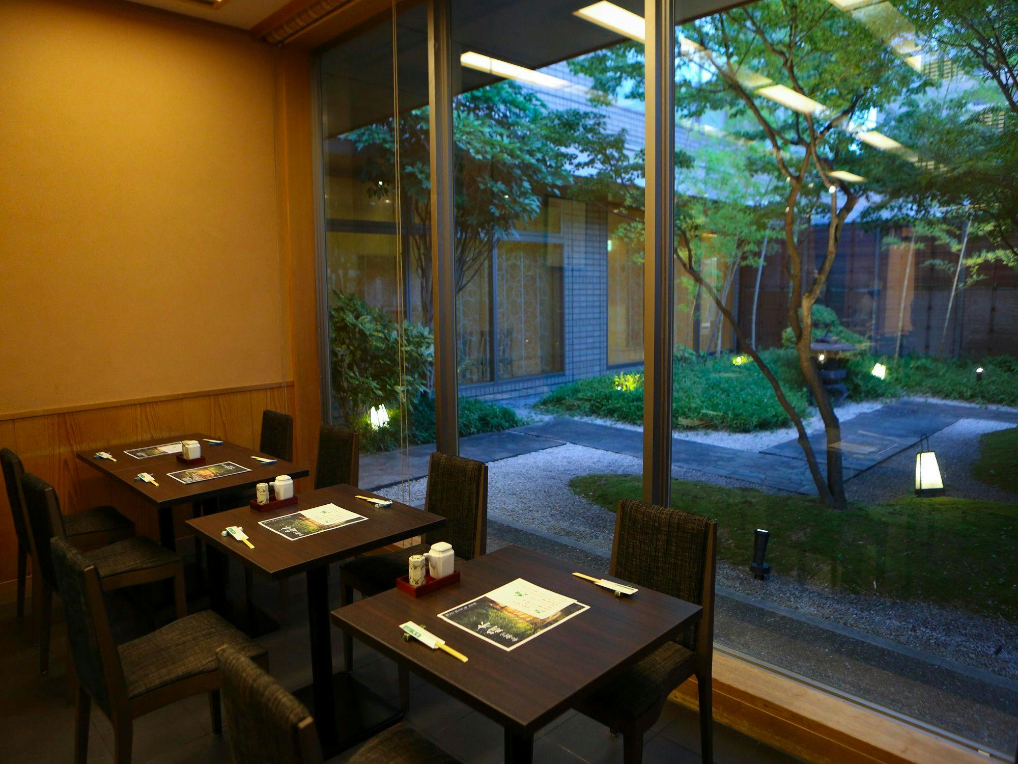 KKR Hotel Hakata (Federation of National Public Service Personnel Mutual Aid Associations Fukuoka Mutual Aid Hall)