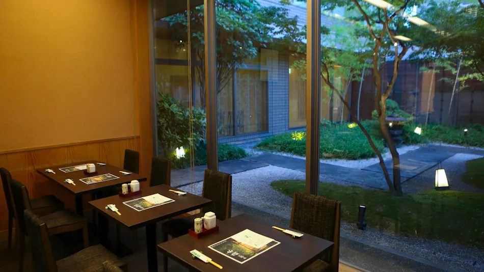 KKR Hotel Hakata (Federation of National Public Service Personnel Mutual Aid Associations Fukuoka Mutual Aid Hall)