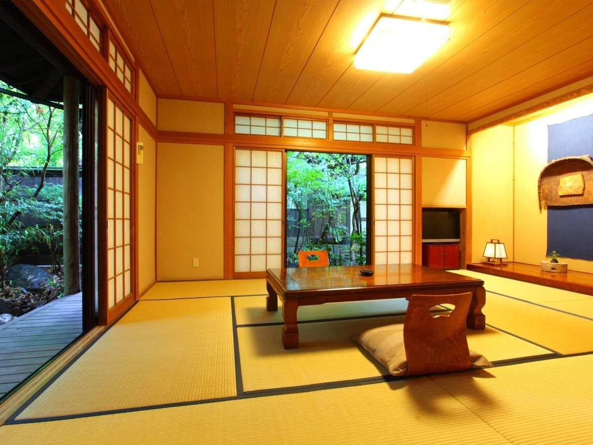 【ห้องพัก/แยก】สองห้องต่อเนื่อง 10 เสื่อทาทามิและ 4.5 เสื่อทาทามิ