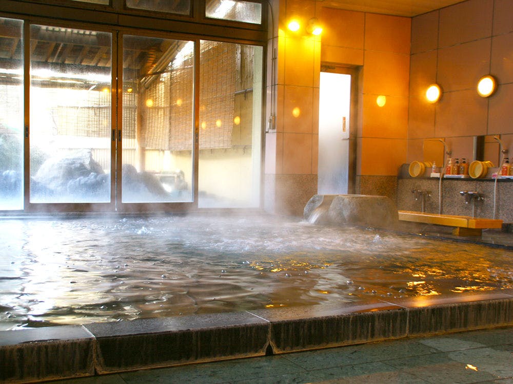 ห้องอาบน้ำสาธารณะในร่ม (ชาย)