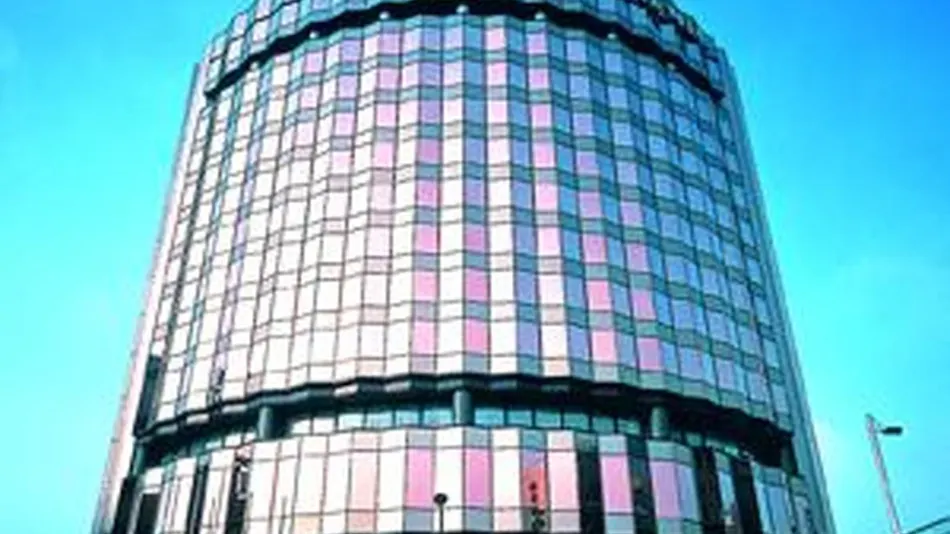 Breezbay Hotel Resort & Spa