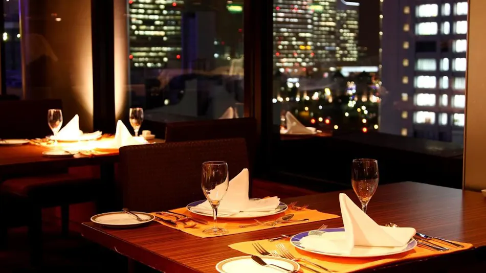 Breezbay Hotel Resort & Spa