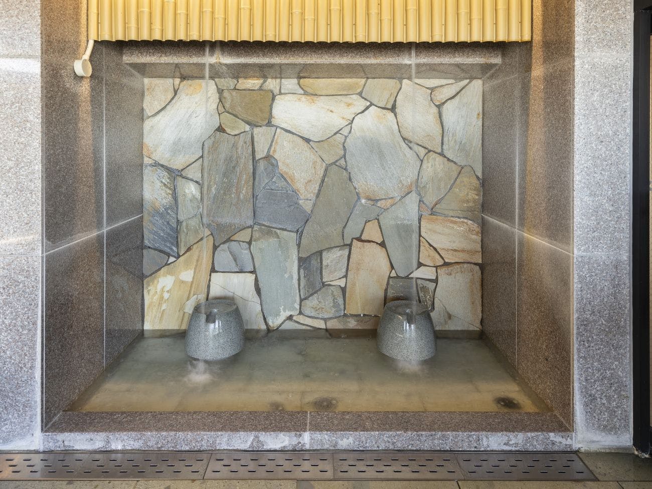 Ooedo Onsen Monogatari Premium Kaga Maruya