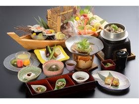 ホテル鞠水亭（きくすいてい）