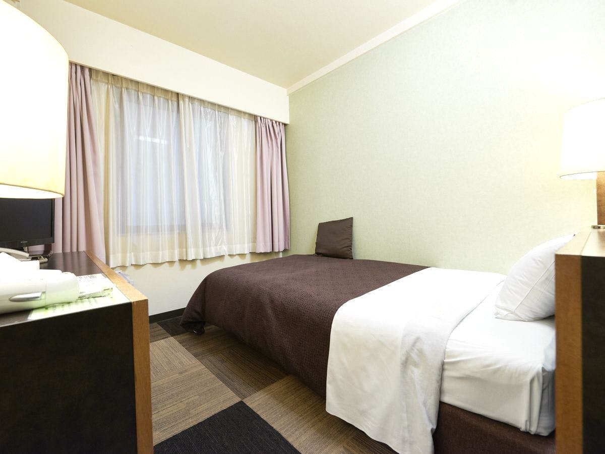 Kamar Semi Double Standar 13m² 124cm