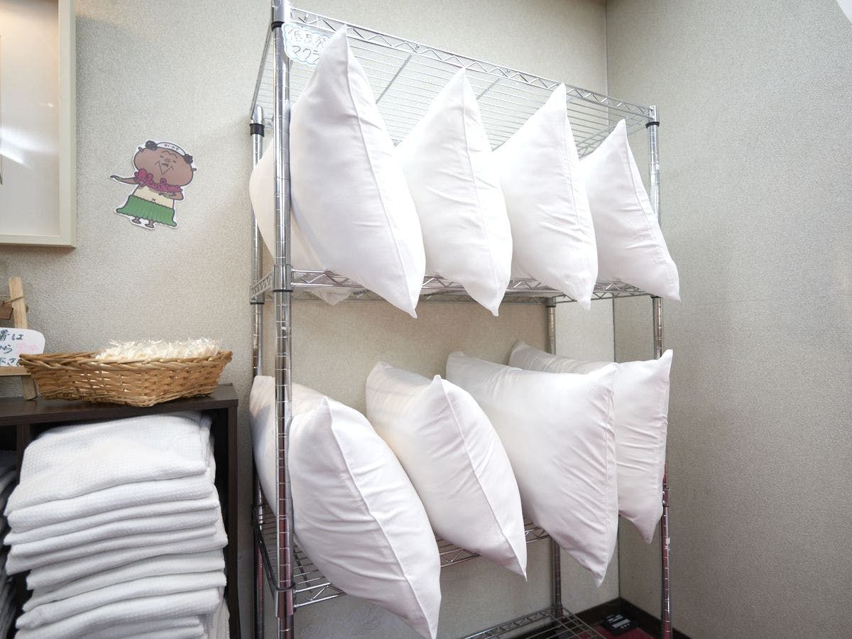 Peminjaman bantal memory foam.