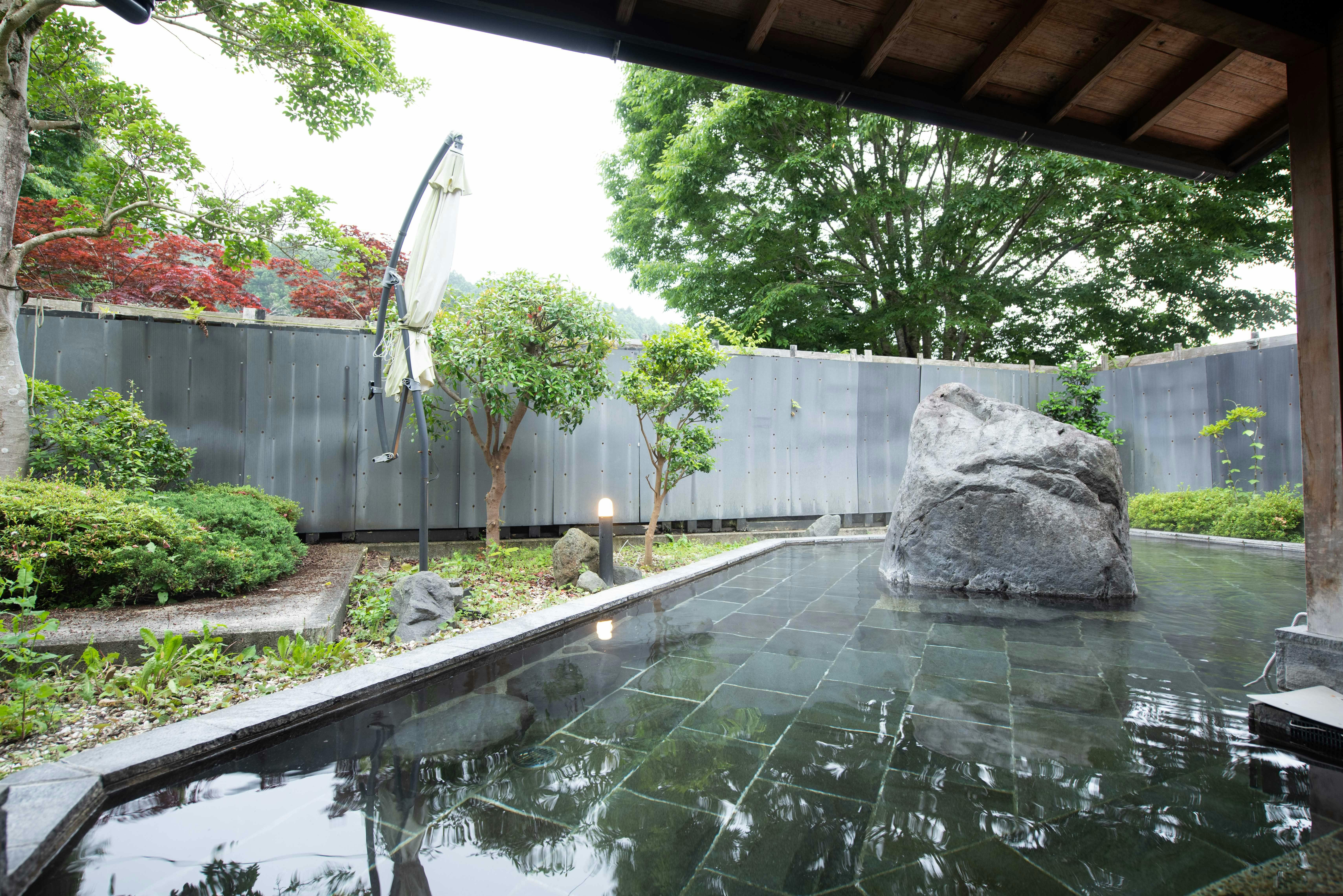 อ่างอาบน้ำแช่แอปเปิล