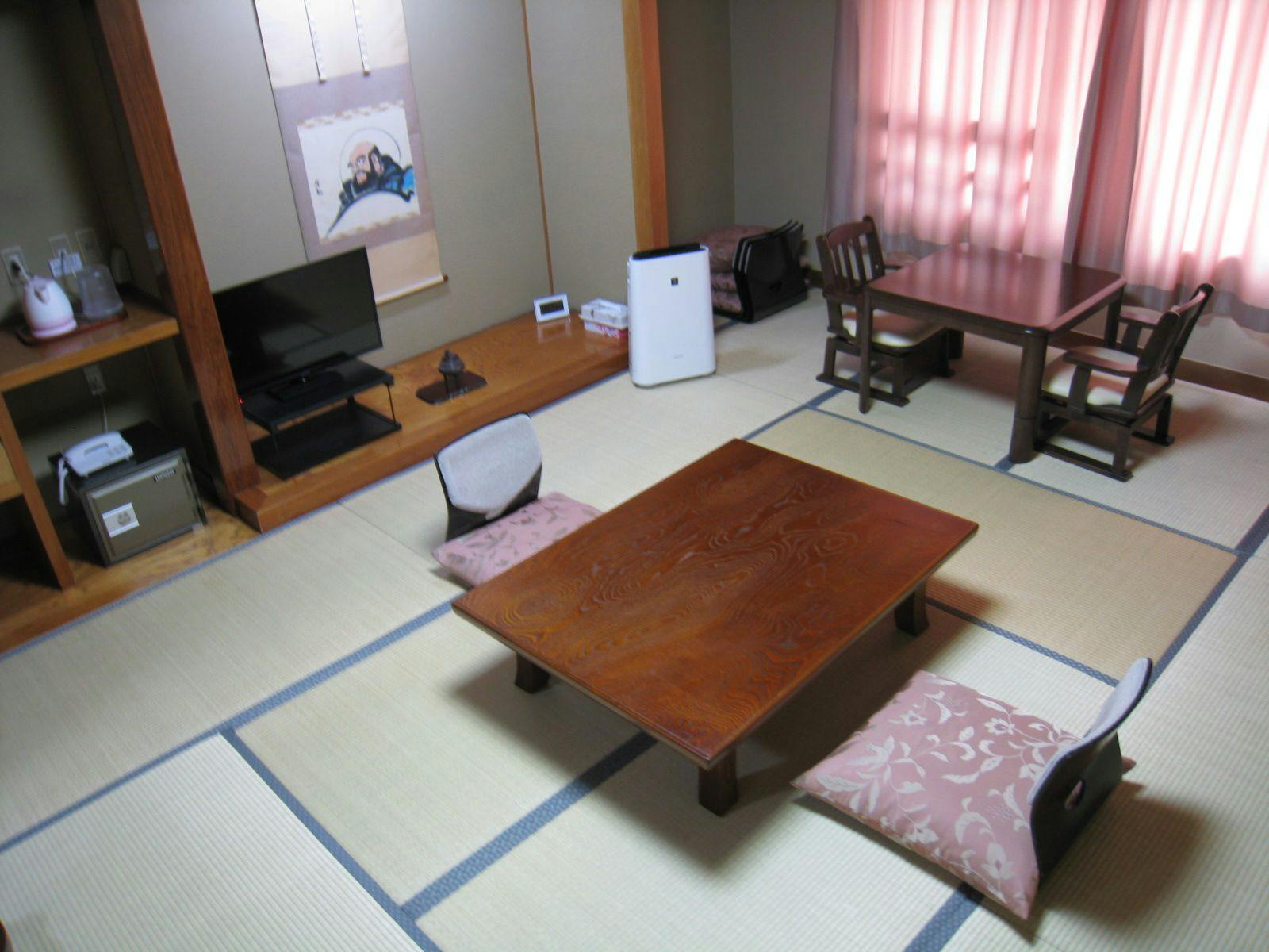 Main building, 10 tatami, Japanese-style room