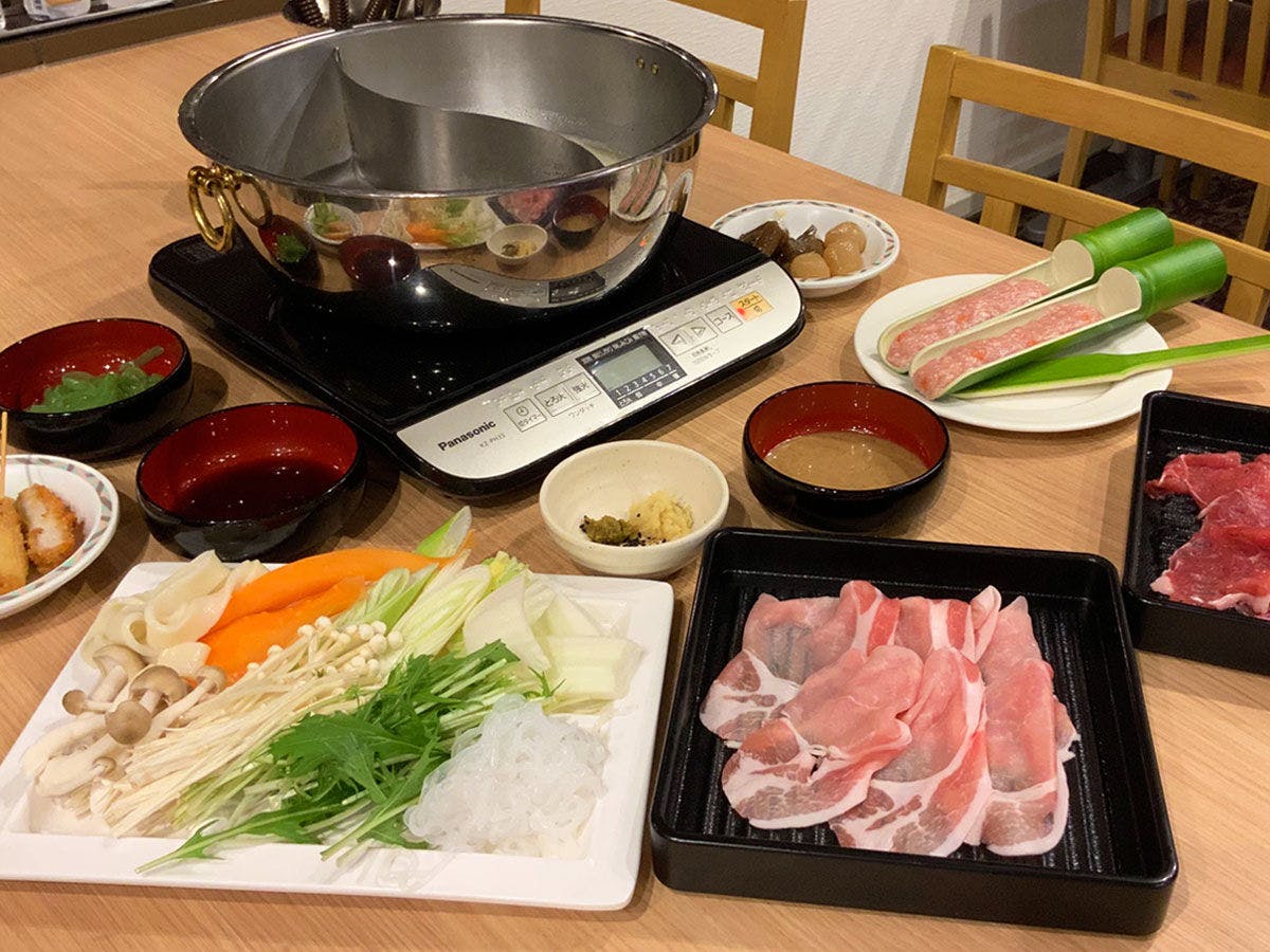 ตัวอย่างบุฟเฟ่ต์ชาบูชาบู