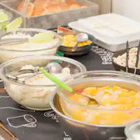 บุฟเฟ่ต์อาหารเช้าฟรี 75 รายการ