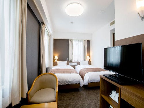 ツイン／ベッド幅110cm×2台