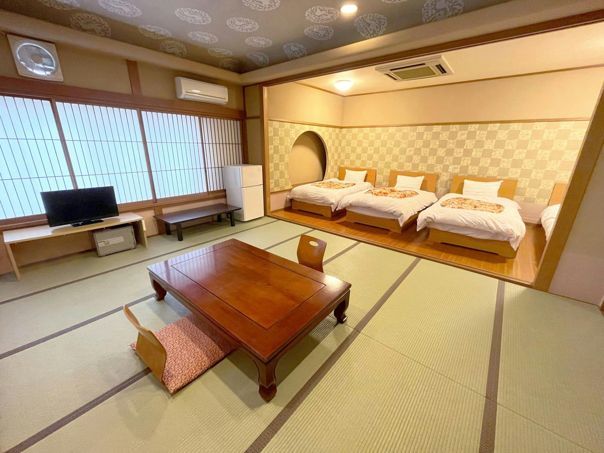 ห้องพักแบบฟอร์ซ + 6 เสื่อ ตัวอย่าง