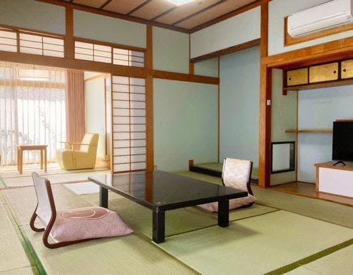 【川側】和室12畳一例