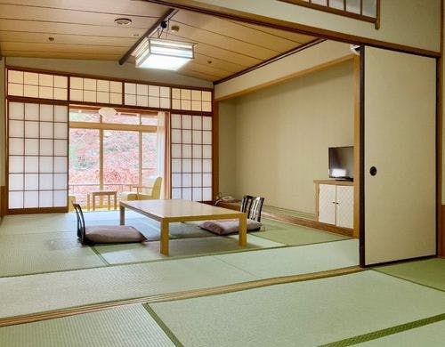 和室二間(階段有)一例