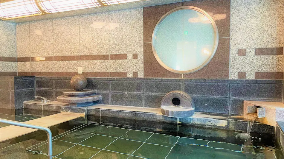 Atami Season Hotel