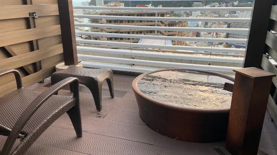 Atami Season Hotel