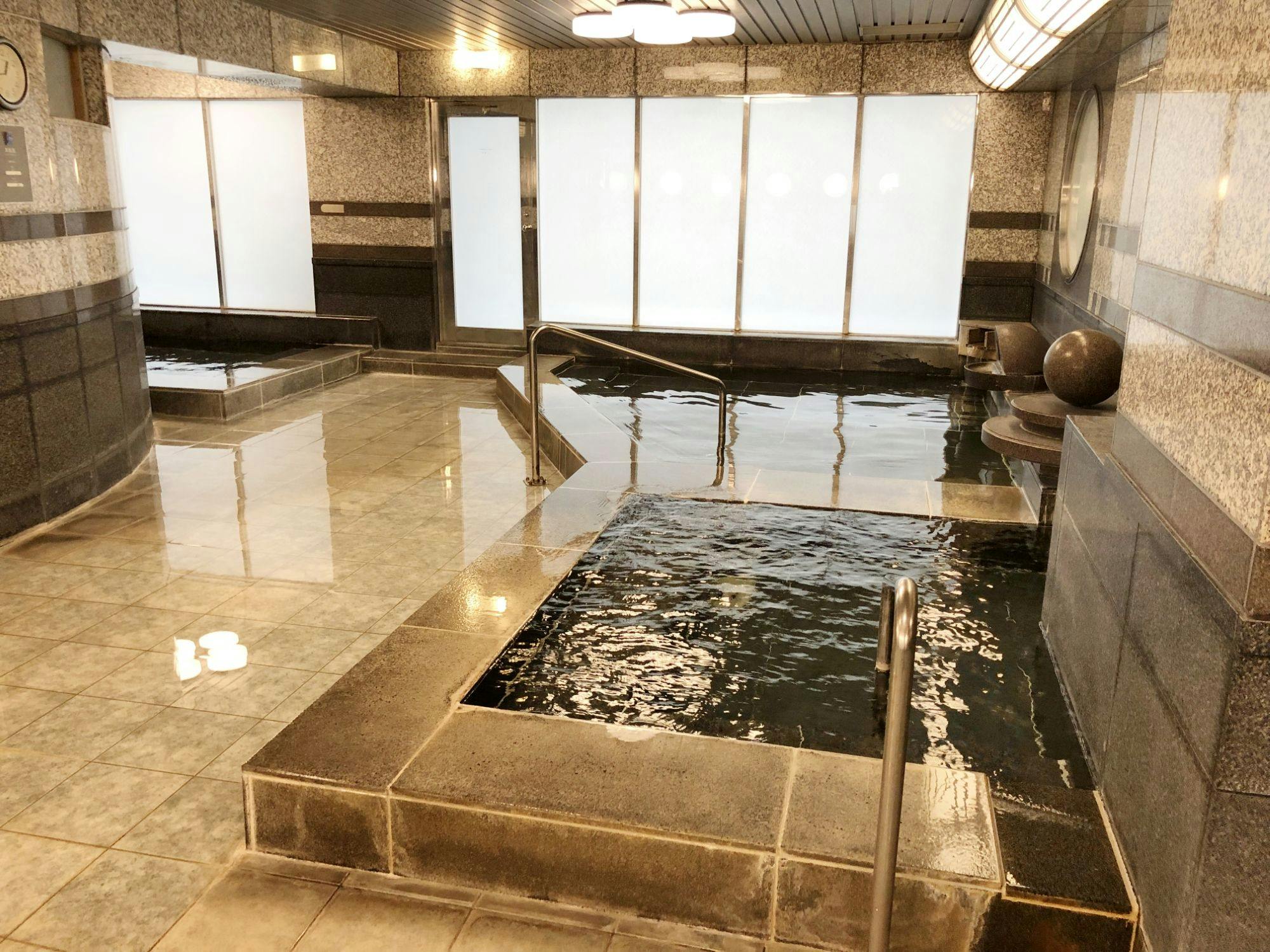 Atami Season Hotel