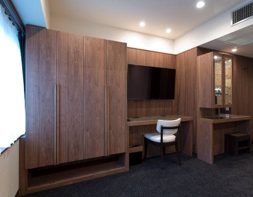 ツイン・スタンダード(ユニバーサル)