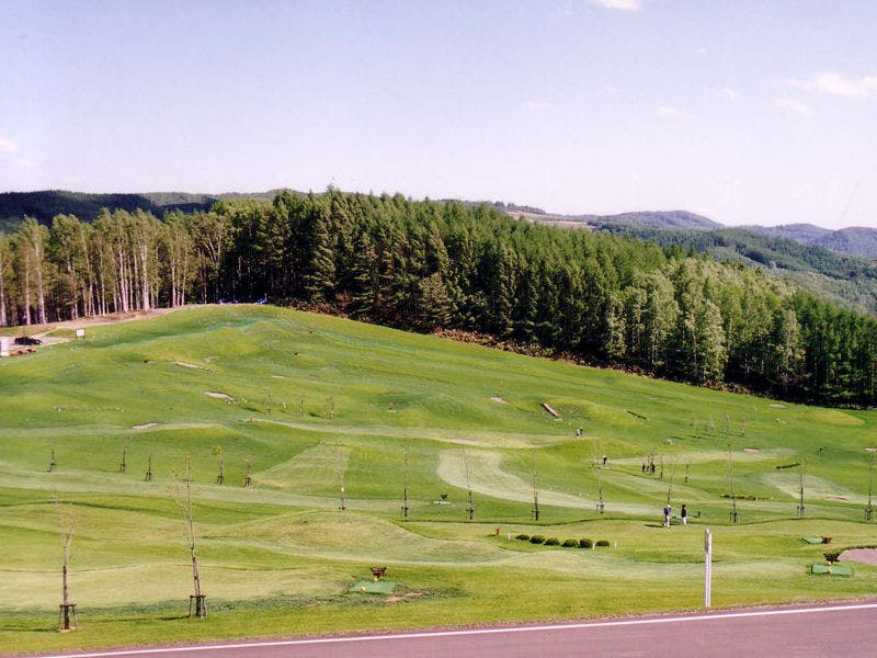 *【Padang Golf Taman】