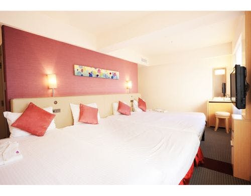 ハリウッドファミリールーム 3ベッド32平米