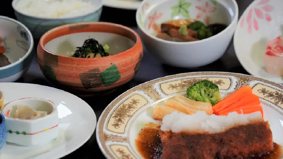 Chokai Sarukura Onsen Hotel Foresta Chokai