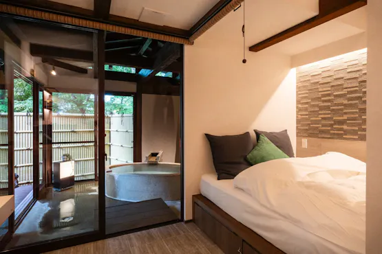 ห้องพักขนาดกะทัดรัดพร้อมอ่างอาบน้ำกลางแจ้งบางส่วน 【Yukyu-an】