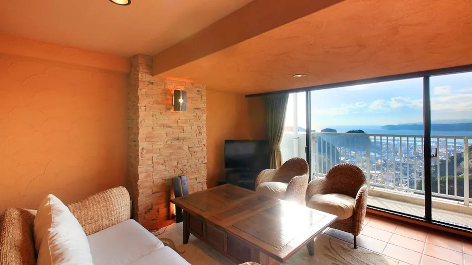 Katsuura Hilltop Hotel & Residence