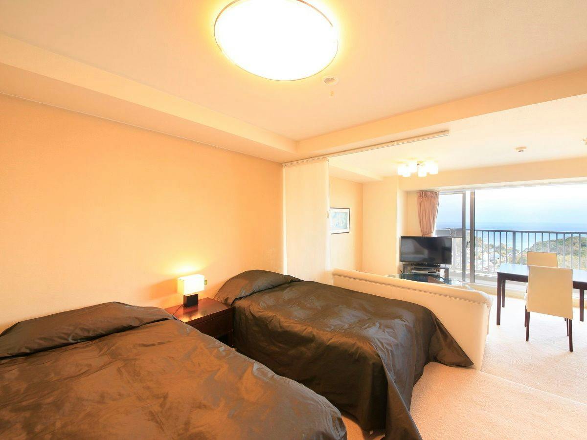 Katsuura Hilltop Hotel & Residence