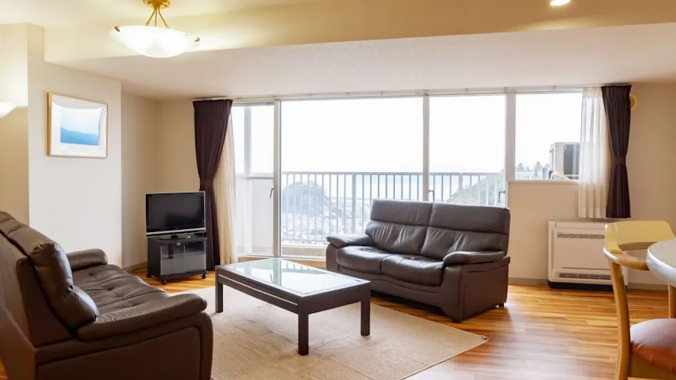 Katsuura Hilltop Hotel & Residence