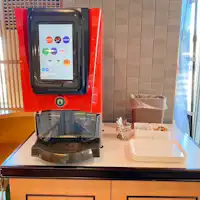 Layanan minuman ringan gratis
Isi ulang sepuasnya