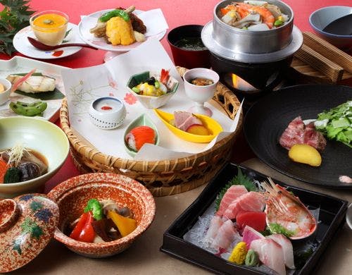 会席料理かかやまデラックスコース