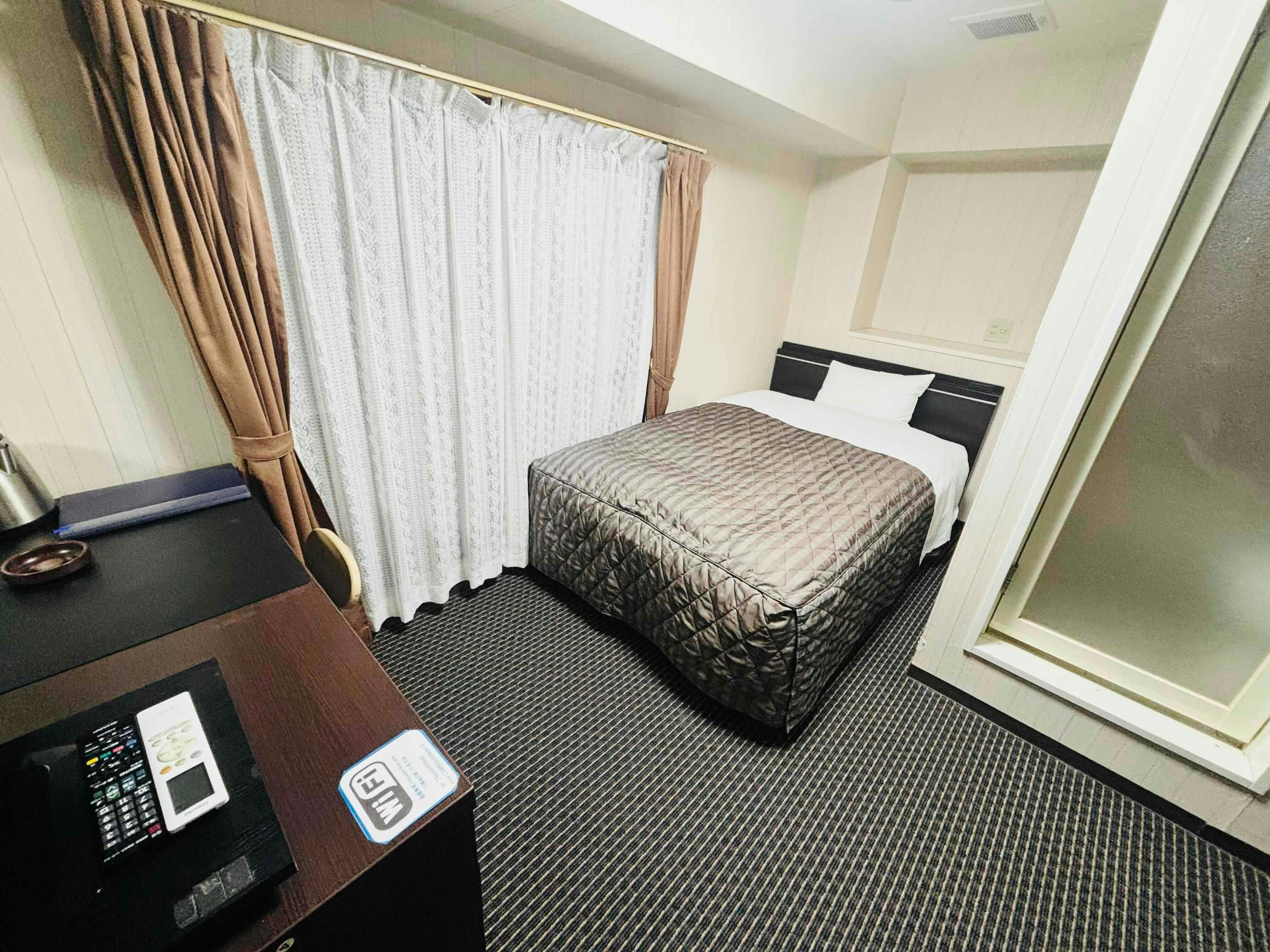 Business Inn Sennichimae Hotel