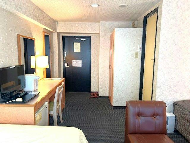 Business Inn Sennichimae Hotel