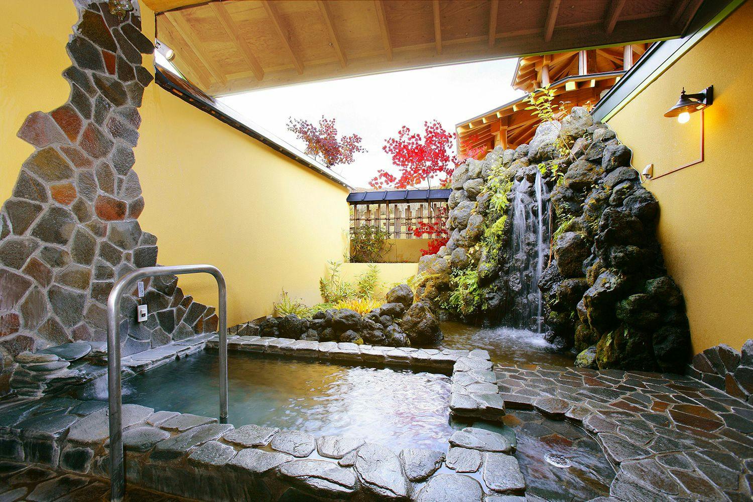 Okutone Onsen Hotel Sunbird