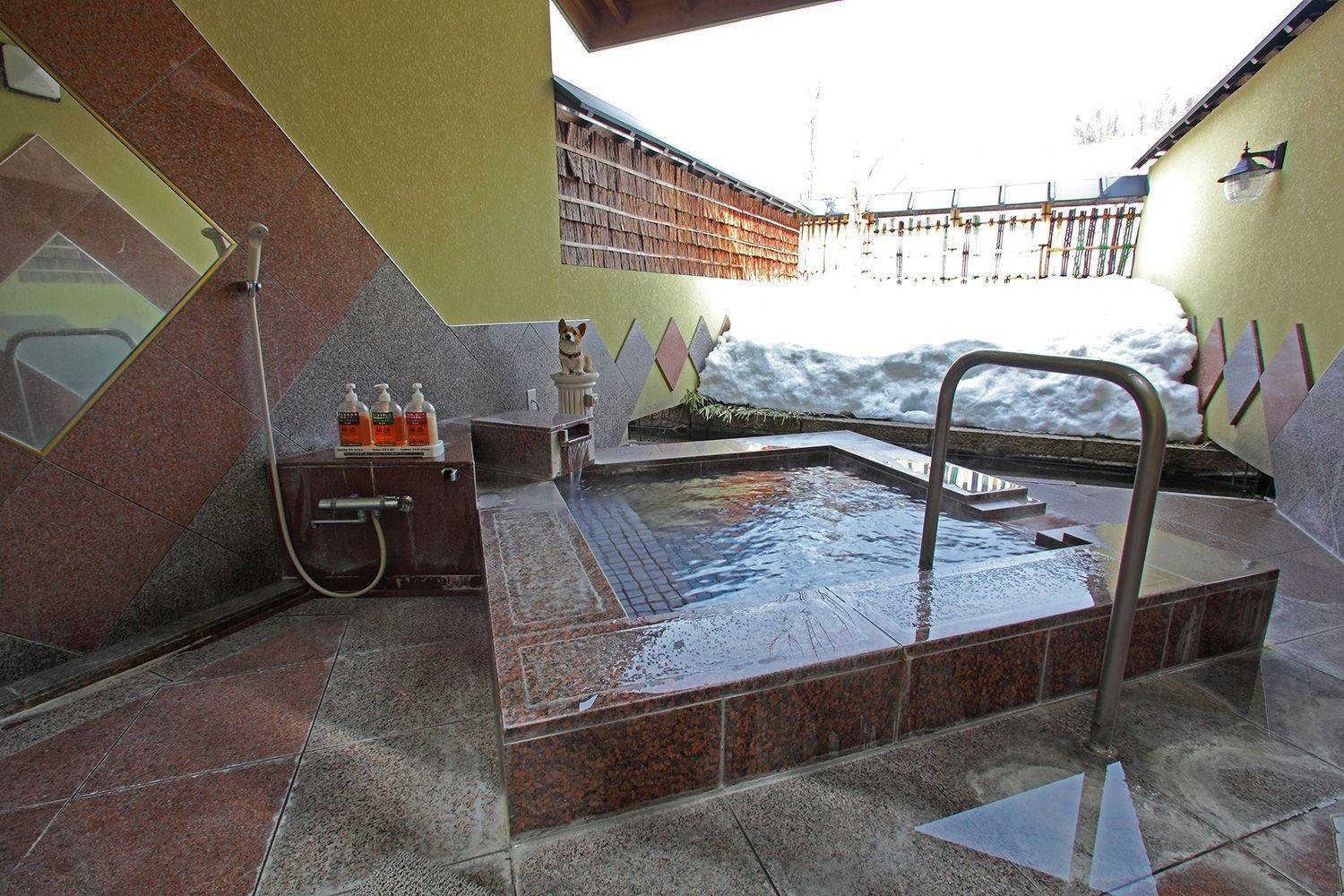 Okutone Onsen Hotel Sunbird