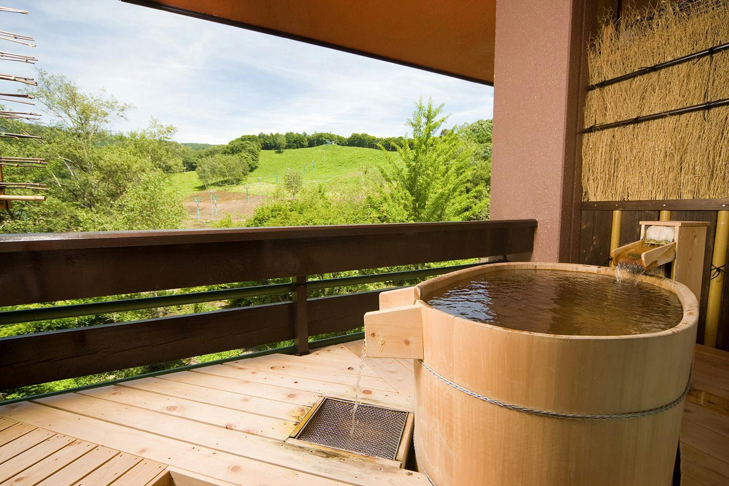 Okutone Onsen Hotel Sunbird